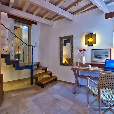 Villa Kores Boutique *