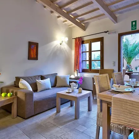 Kores Boutique Villa *