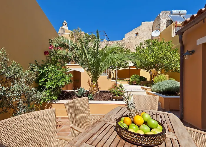 וילה Kores Boutique