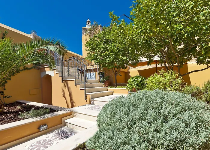 וילה Kores Boutique